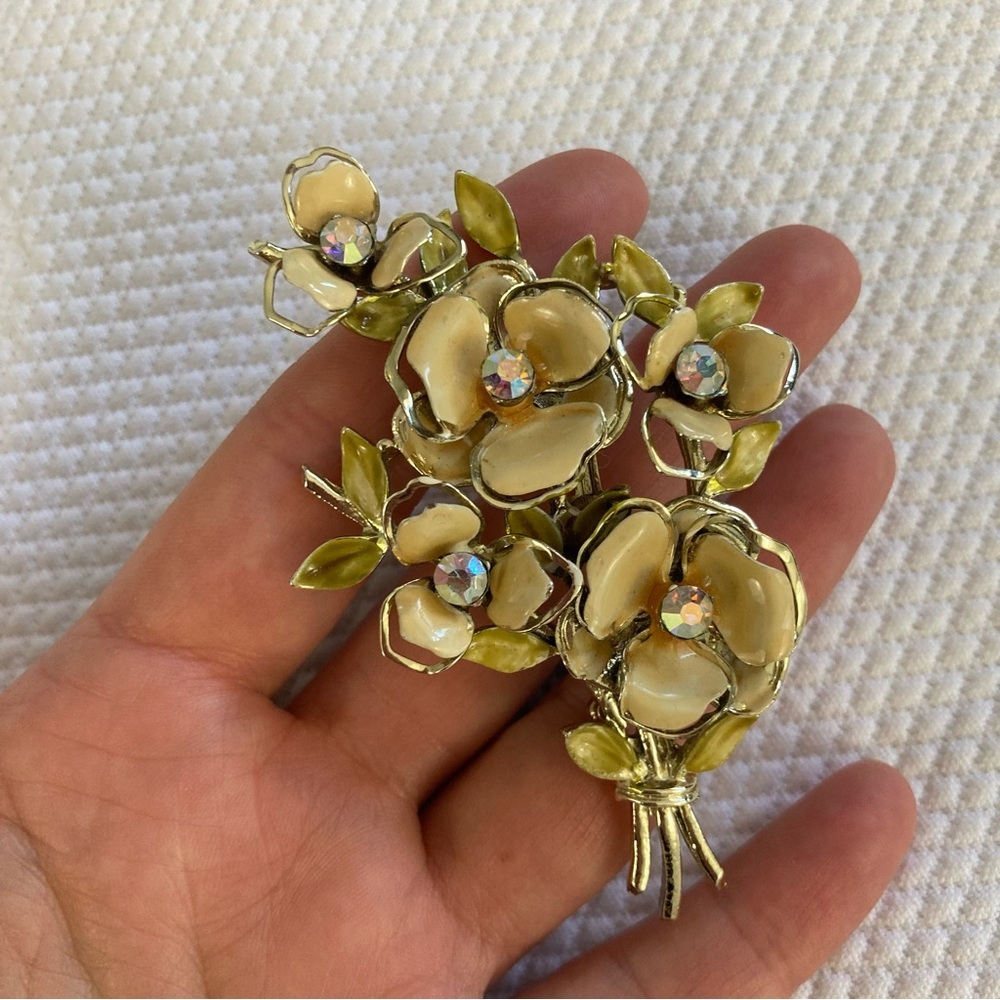 vintage Coro large floral spray bouquet brooch enamel flowers rhinestones